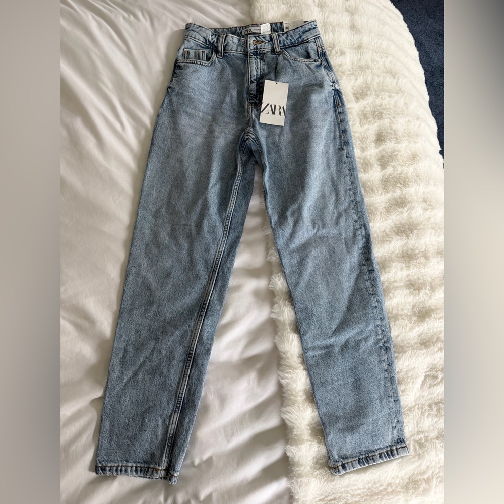 Zara Women's Denim Mom Fit Jeans